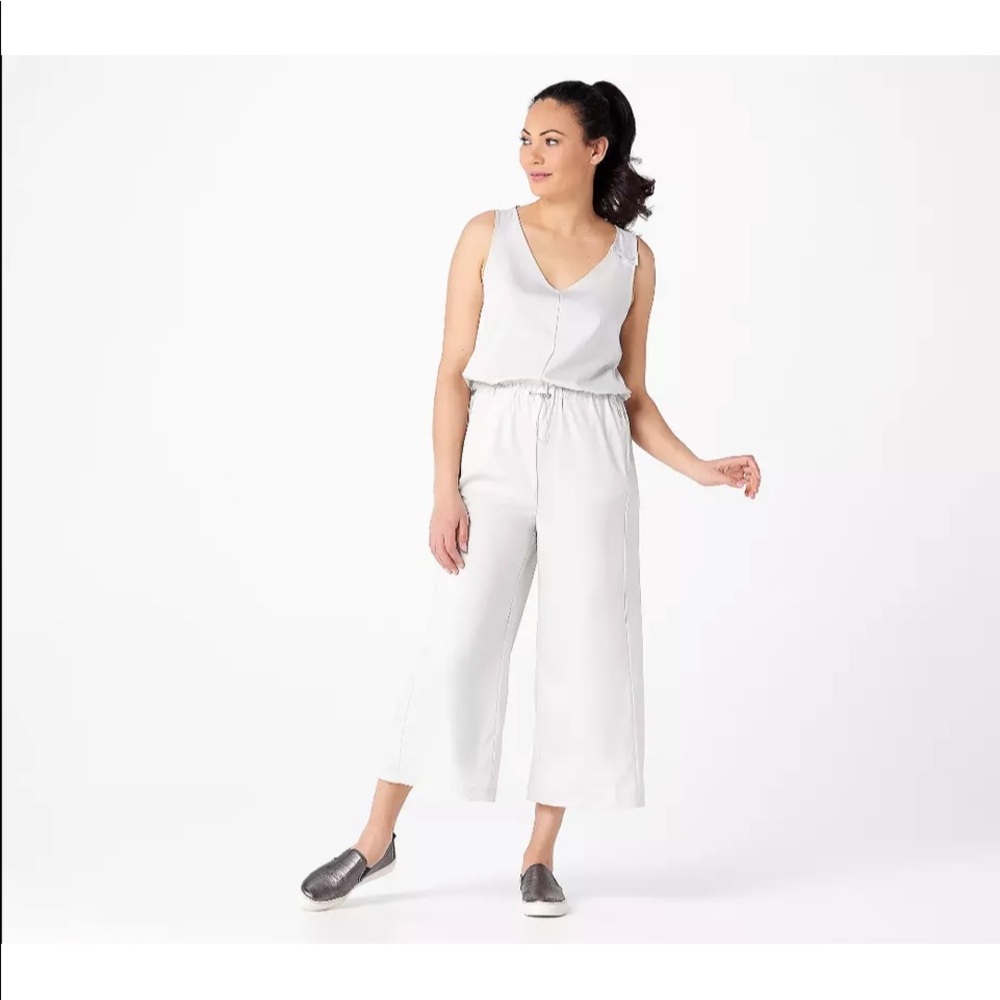 Zuda Z-eco cropped jumpsuit in Gravity Gray New Sz Large